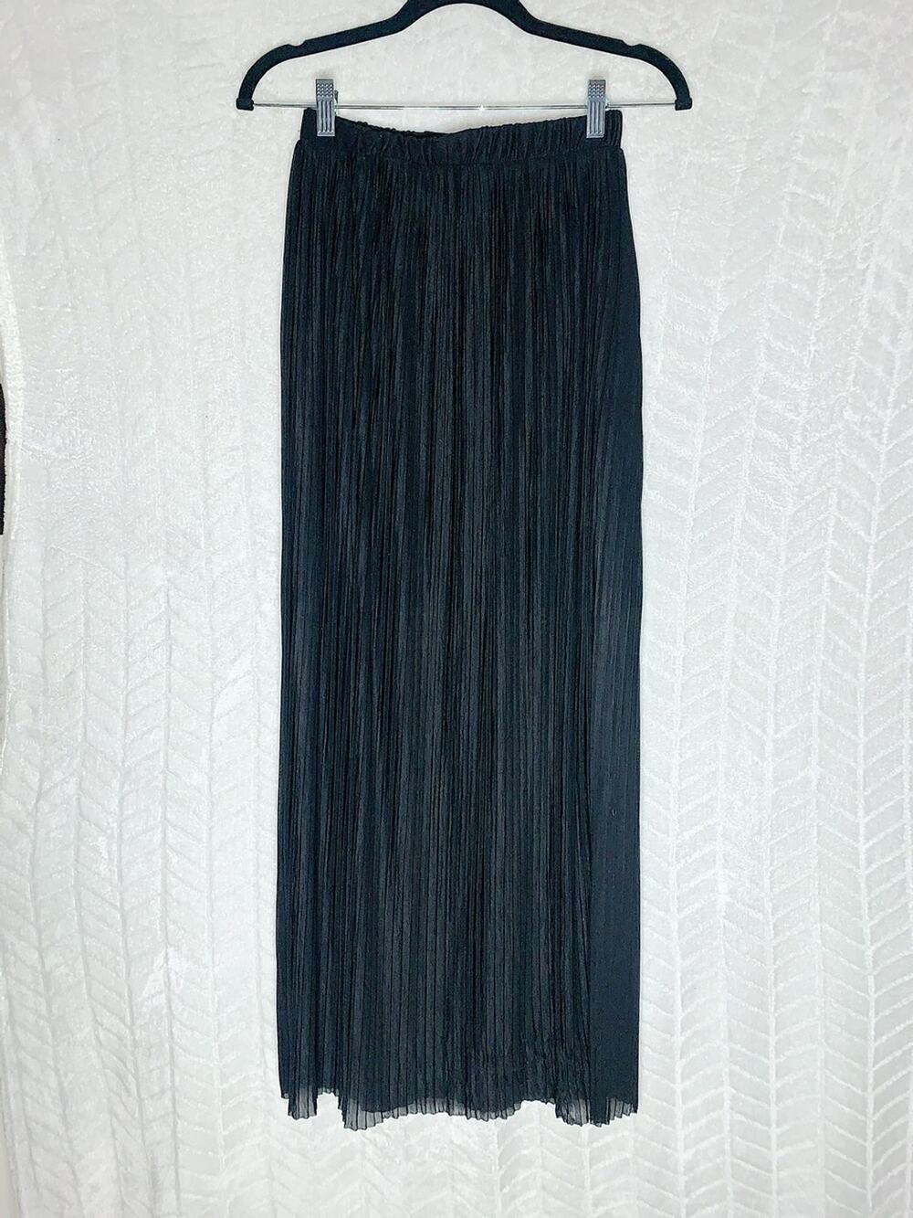 Miss Selfridge Crepe Pleated Maxi Skirt Black - 0